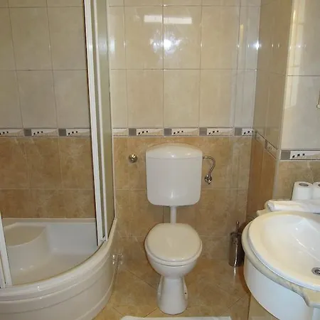 Gera Apartment *